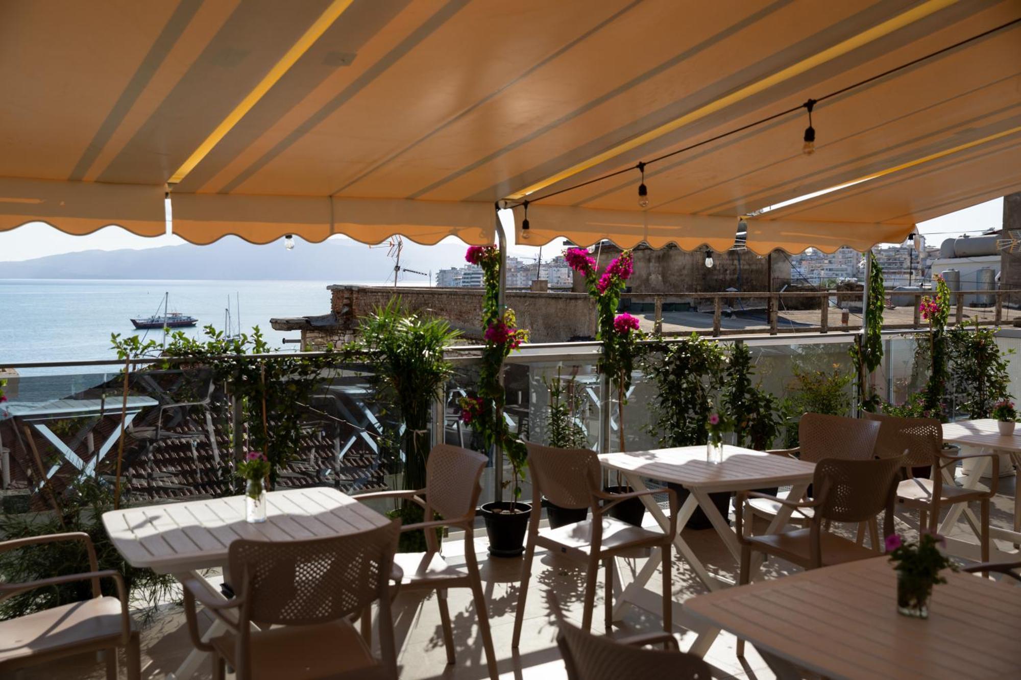 Jonian Boutique Hotel Sarandë Exteriör bild