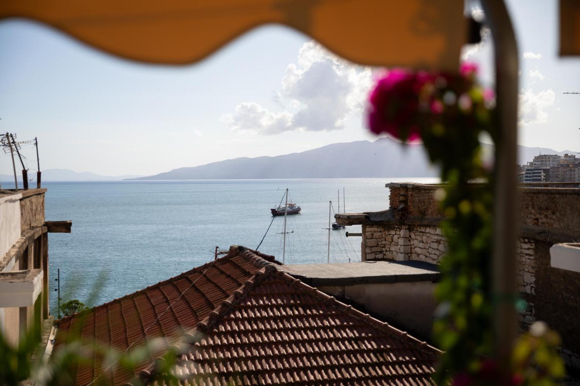 Jonian Boutique Hotel Sarandë Exteriör bild