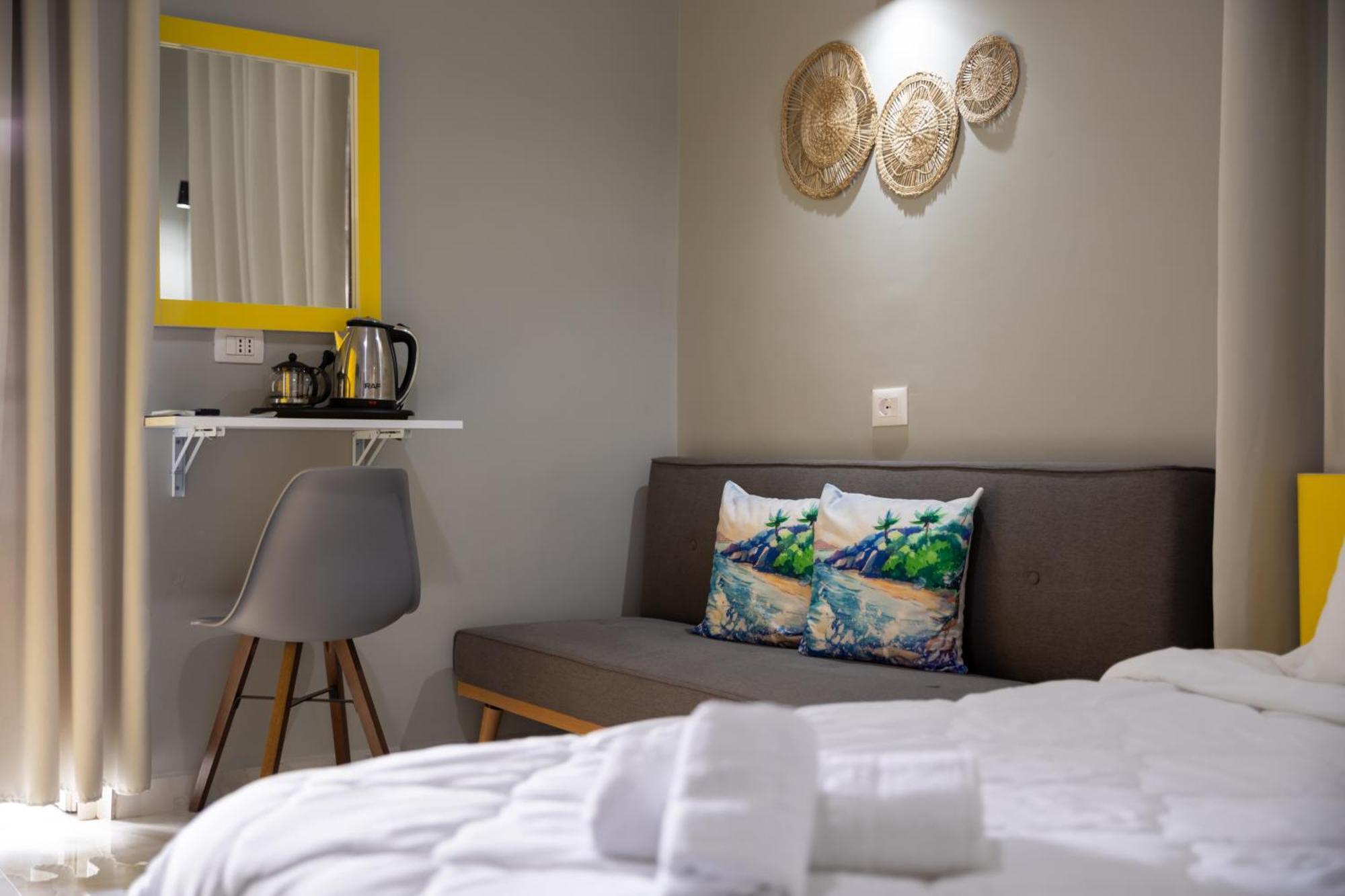 Jonian Boutique Hotel Sarandë Exteriör bild