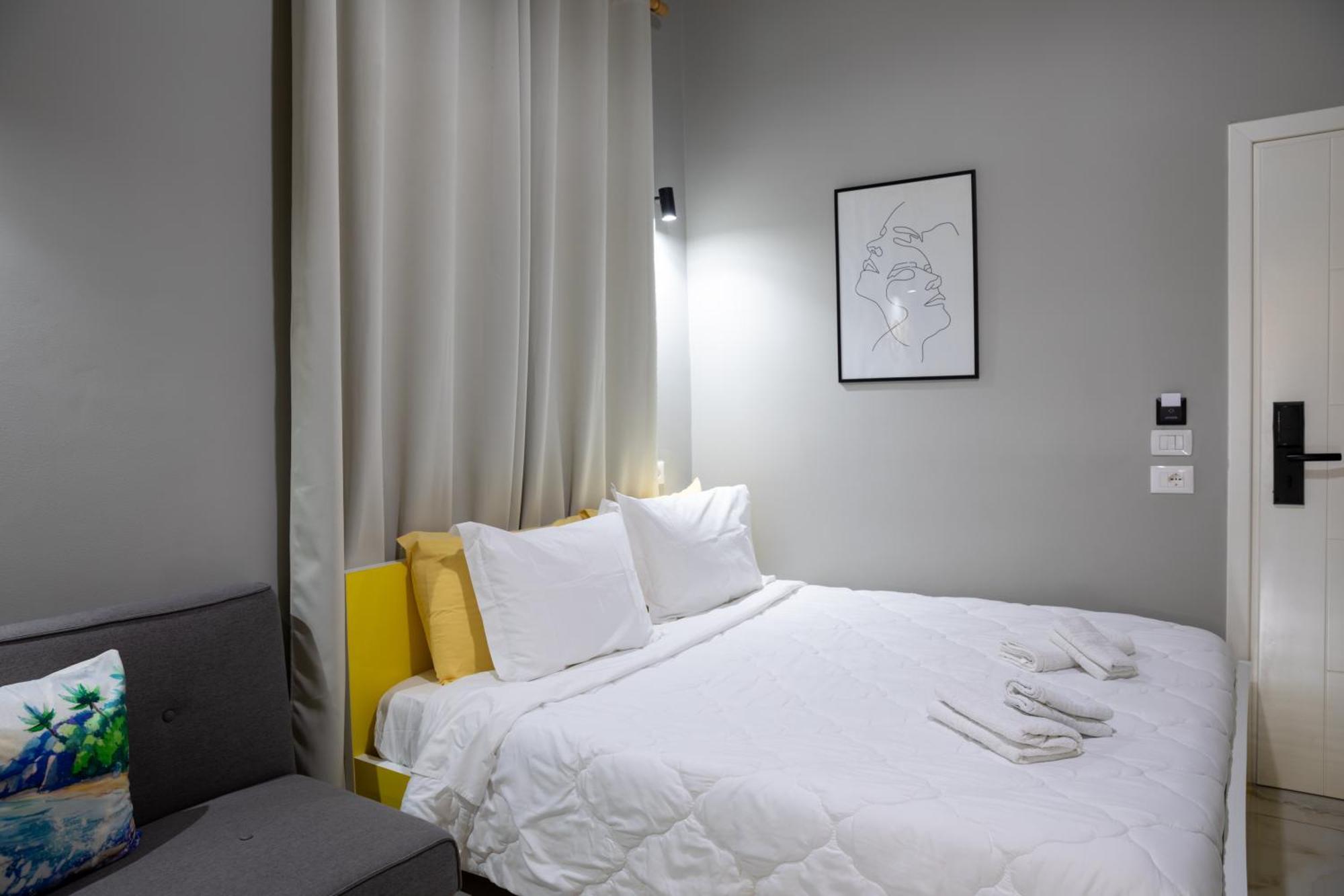 Jonian Boutique Hotel Sarandë Rum bild