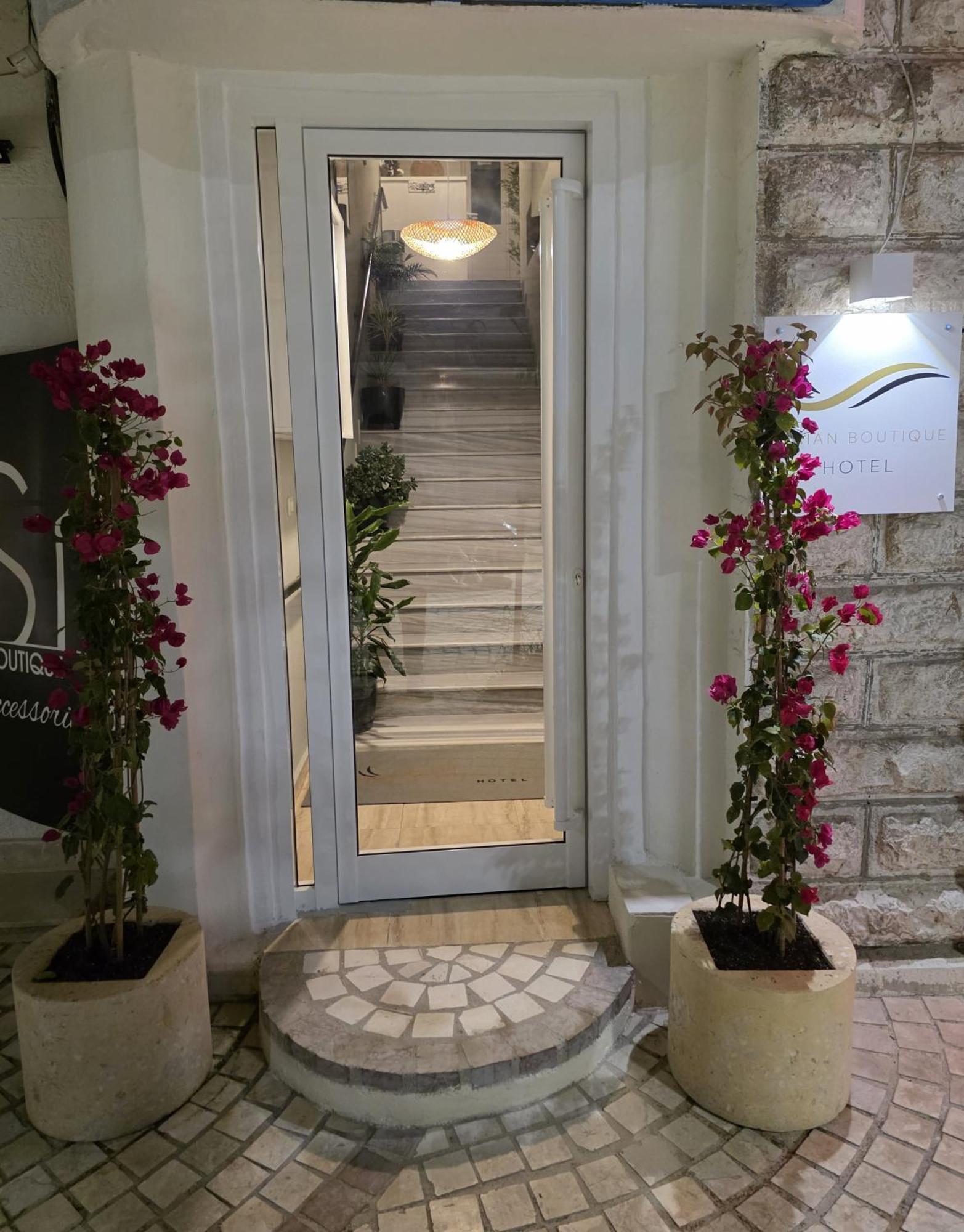 Jonian Boutique Hotel Sarandë Exteriör bild