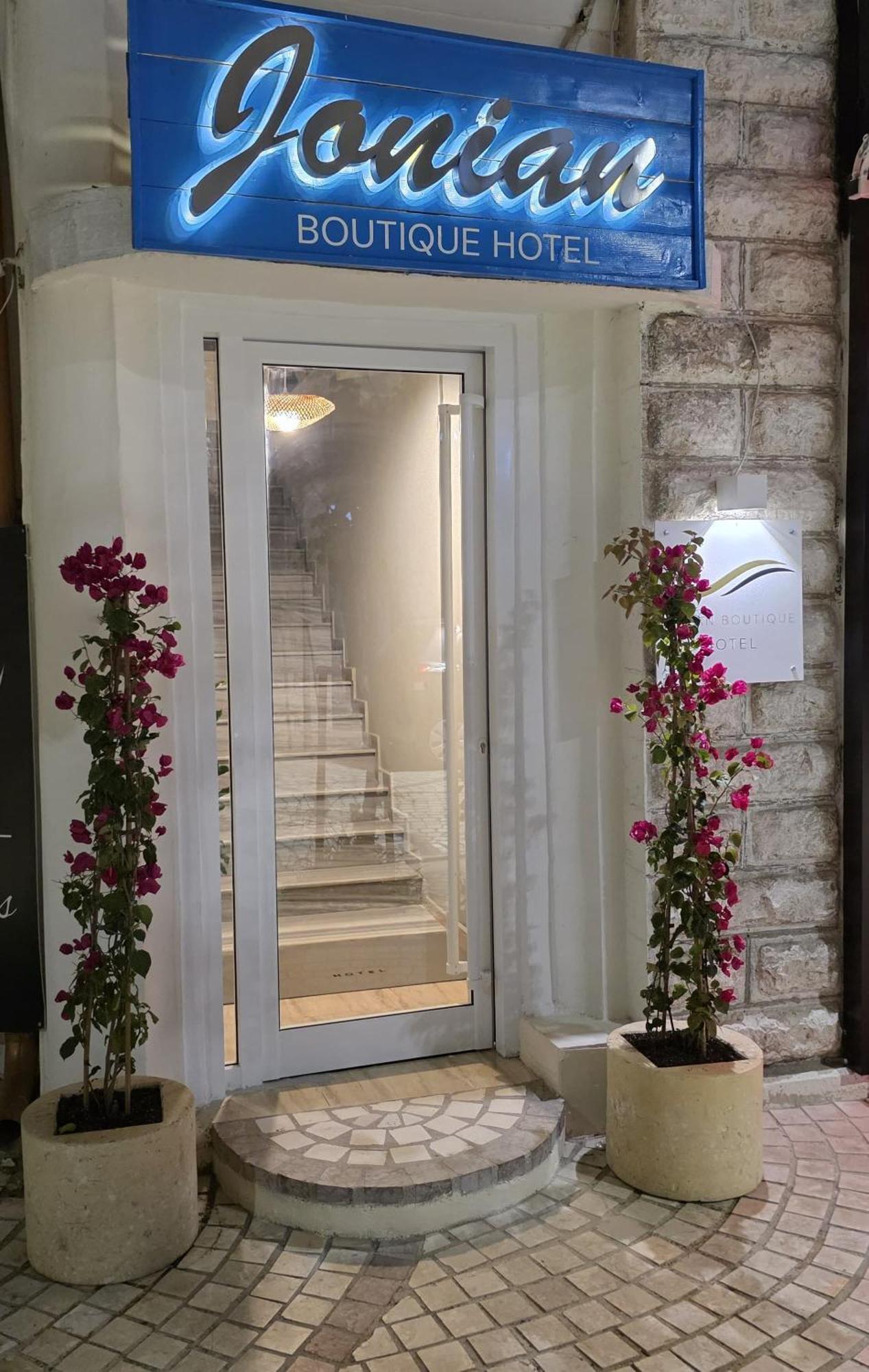 Jonian Boutique Hotel Sarandë Exteriör bild